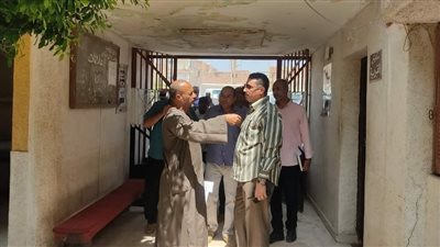 رئيس مدينة إهناسيا ببني سويف: انتهاء أعمال تطوير المدارس وجاهزيتها لاستقبال الطلاب 
