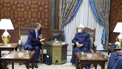 شيخ الأزهر يحذر من تأثر المناهج التعليمية بالسياسات العالمية الموجهة غير الملائمة لمجتمعاتنا