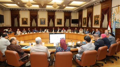 محافظ القاهرة: لن نسمح بحرمان طالب من الدراسة لتأخره في دفع المصروفات