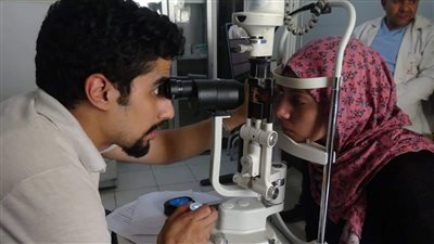 قوافل جامعة المنيا تواصل خدماتها الطبية والتوعوية بمركز أبو قرقاص