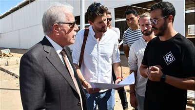 توصيل المرافق للمنطقة الزرقاء امتداد مركز المؤتمرات الدولية ضمن استعدادات مؤتمر تغير المناخ