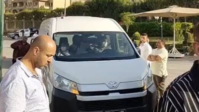 بمشاركة المئات.. خروج جثمان الفنان هشام سليم بعد انتهاء صلاة الجنازة عليه إلى مثواه الأخير | بث مباشر 