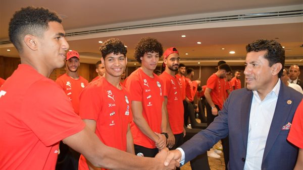 زيارة وزير الرياضة