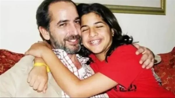  هشام سليم رفقة نجله