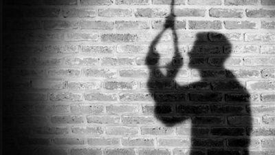 مريض نفسي.. انتحار شاب شنقًا داخل غرفة نومه بكفر الشيخ | بث مباشر