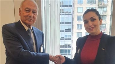 أبو الغيط يلتقي رئيسة كوسوفو ويدعوها لإعادة النظر في وضع سفارة بلدها بالقدس