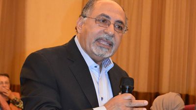 المقرر المساعد للمحور السياسي بالحوار الوطني: يفترض وضع شروط لمن يترشح في المحليات