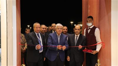 وزير التعليم العالي: مُنتدى الجامعات يهدف لتعزيز دور مصر في ملف التغيرات المناخية