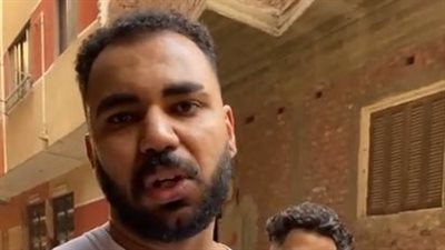 عامل يقتل كوافير بسبب انفصاله عن شقيقته بالمرج.. وصديقه: رماه من الدور التالت ومخه فرقع | بث مباشر