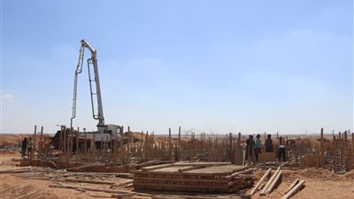 وزير الإسكان يكلف بمتابعة معدلات تنفيذ وحدات سكن لكل المصريين وزيادة فرق العمل بالمواقع