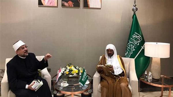  وزير الشؤون الإسلامية