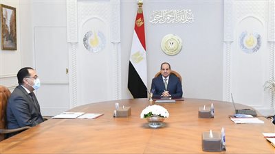 السيسي يلتقي رئيس الوزراء ووزير التعليم لمتابعة عملية تطوير التعليم 