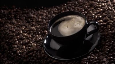 منخفضة السعرات الحرارية..تعرف على فوائد وأضرار البُن الغامق