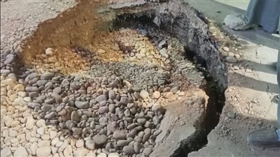 الانتهاء من إصلاح هبوط أرضي بعمق 5 أمتار في العريش