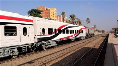 مصرع عامل دهسًا أسفل عجلات أحد القطارات بسوهاج