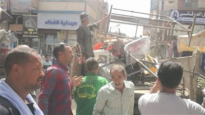 تحرير 98 محضر مخالفة لإزالة الإشغالات بمركز ملوي في المنيا