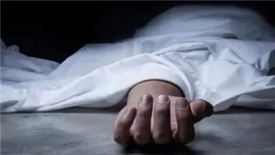 تفاصيل انتحار مسن من الطابق الثامن بمستشفى أسيوط الجامعي خوفًا من بتر قدمه| بث مباشر