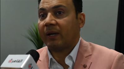 عمرو رمزي: الإقبال على المسرح انخفض بسبب السوشيال الميديا.. علمت الفنانين الاستسهال