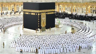 قرار جديد من السعودية بشأن صلاة الجمعة في مكة خلال موسم العمرة