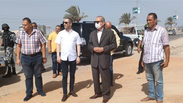 محافظ كفر الشيخ يقود