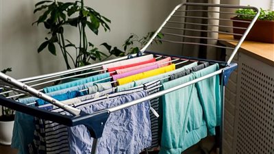 مرفق الكهرباء يوضح طريقة تجفيف الملابس الصحيحة 