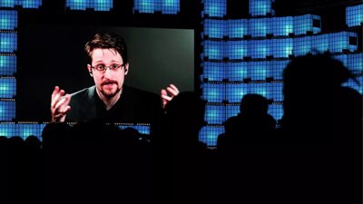 الرئيس الروسي يمنح ضابطا سابقا بالمخابرات الأمريكية الجنسية الروسية.. من هو؟