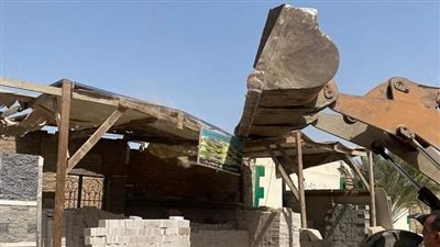 إزالة التعديات والعشش المخالفة بمنطقة الخيالة وشارع الكردي بحي الخليفة في القاهرة