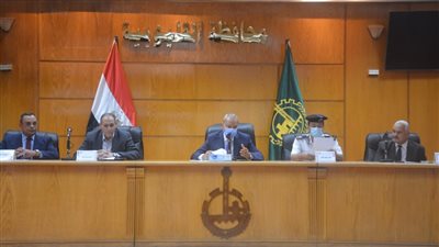 محافظ القليوبية يترأس اللجنة العامة لحماية الطفل