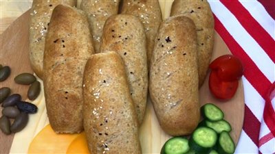 خطوات ومقادير وطريقة عمل العيش الفينو بالدقيق الأسمر.. أهم ما يميزه عن الدقيق الأبيض