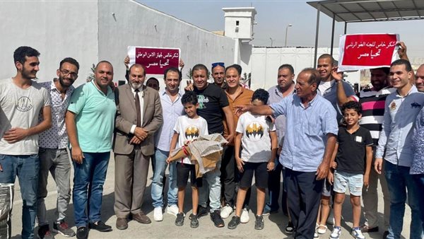 صور المفرج عنهم اليوم