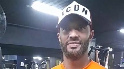 بعد رقصه مع شيرين بالإسكندرية.. الشاب أحمد إبراهيم: متوقعتش الفيديو ينتشر بالشكل دا وأكون تريند | بث مباشر 