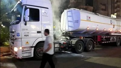 انتداب المعمل الجنائي لفحص أسباب حريق اندلع في سيارة وقود بـ القليوبية