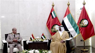 وزير الدفاع يعود إلى أرض الوطن عقب انتهاء زيارته الرسمية إلى دولة الإمارات العربية المتحدة