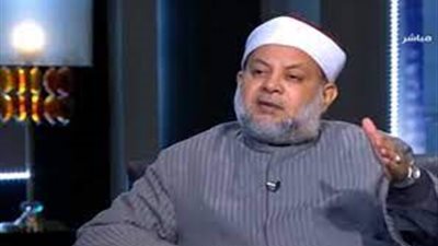 عالم أزهري: الموظف العصفورة يكفر عن ذنبه بهذه الطريقة