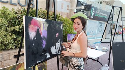 لليوم الرابع على التوالي.. استمرار فعاليات كرنفال مصر الدولي للفنون بالغردقة | صور