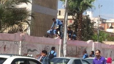 تصل إلى الفصل النهائي.. مدرسة ابتدائية بالجيزة تحذر الطلاب من عقوبة الهروب