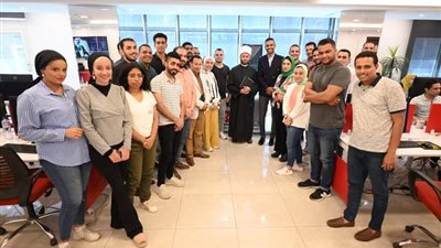 الدكتور أسامة الأزهري يزور مقر القاهرة 24 ويفتح الملفات الشائكة | صور