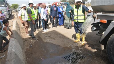 محافظ القليوبية يشهد تجربة محاكاة تصريف الأمطار استعدادًا لموسم الشتاء 