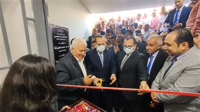 محافظ شمال سيناء يفتتح مستوصف القرماني ضمن احتفالات ذكرى السادس من أكتوبر 