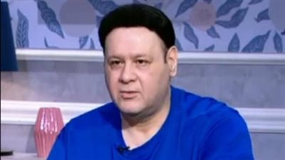 عمرو يسري: بتألم لما حد يتصور معايا ويقولي إنت فين؟.. والمجال معتمد على الشللية