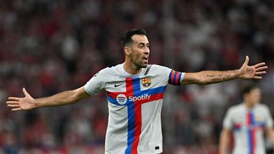 بعد اقترابه من الرحيل.. 3 بدائل محتملة لـ سيرجيو بوسكيتس في برشلونة