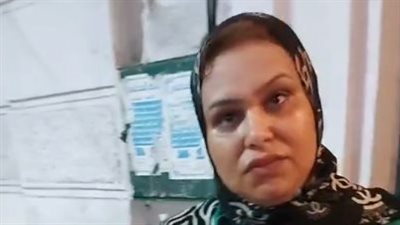 سيدة تُعيد حقيبة بها 360 ألف جنيه لصاحبها ببورسعيد: رفضت أدخلهم بيتي عشان الشيطان ميغويش حد | بث مباشر