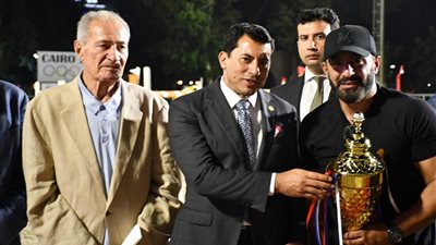 وزير الشباب والرياضة يشهد افتتاح بطولة الجمهورية للفروسية | صور