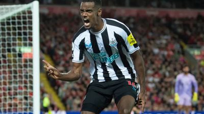 مدرب نيوكاسل يكشف طبيعة إصابة ألكسندر إيزاك