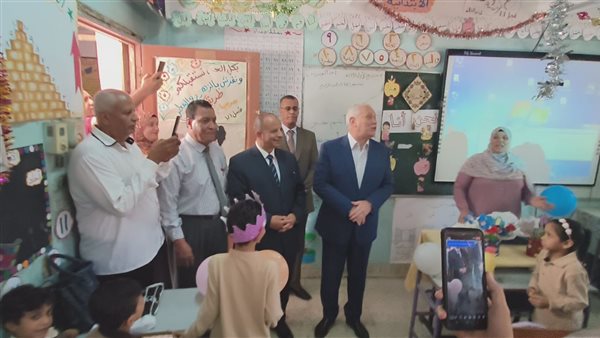 محافظ الأقصر يتفقد