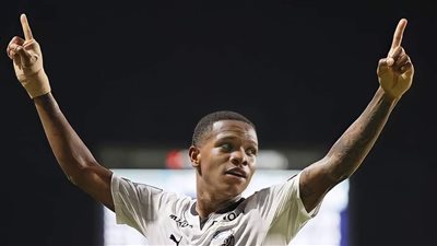 عبد الغني: الأهلي يجدد مفاوضاته لضم البرازيلي مارسينهو في يناير