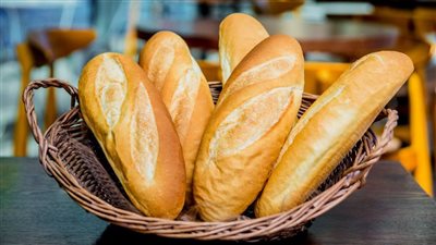 بالصور.. خطوات طريقة عمل العيش الفينو مكتوبة.. 6 خطوات فقط للتحضير