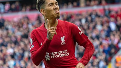 حققنا إرثًا جميلًا.. رسالة غامضة من فيرمينو عن مستقبله مع ليفربول