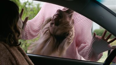 برغم ميزانيته المحدودة.. فيلم الرعب Smile يحقق إيرادات مرتفعة بـ شباك التذاكر العالمي 