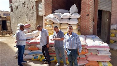 ضبط 41 طن أرز شعير داخل مضارب بدون تصريح بالبحيرة